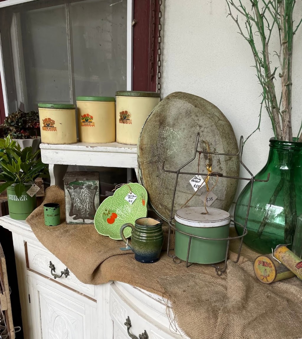Antiques on Swanpool | 2372 Midland Hwy, Swanpool VIC 3673, Australia | Phone: 0439 937 383