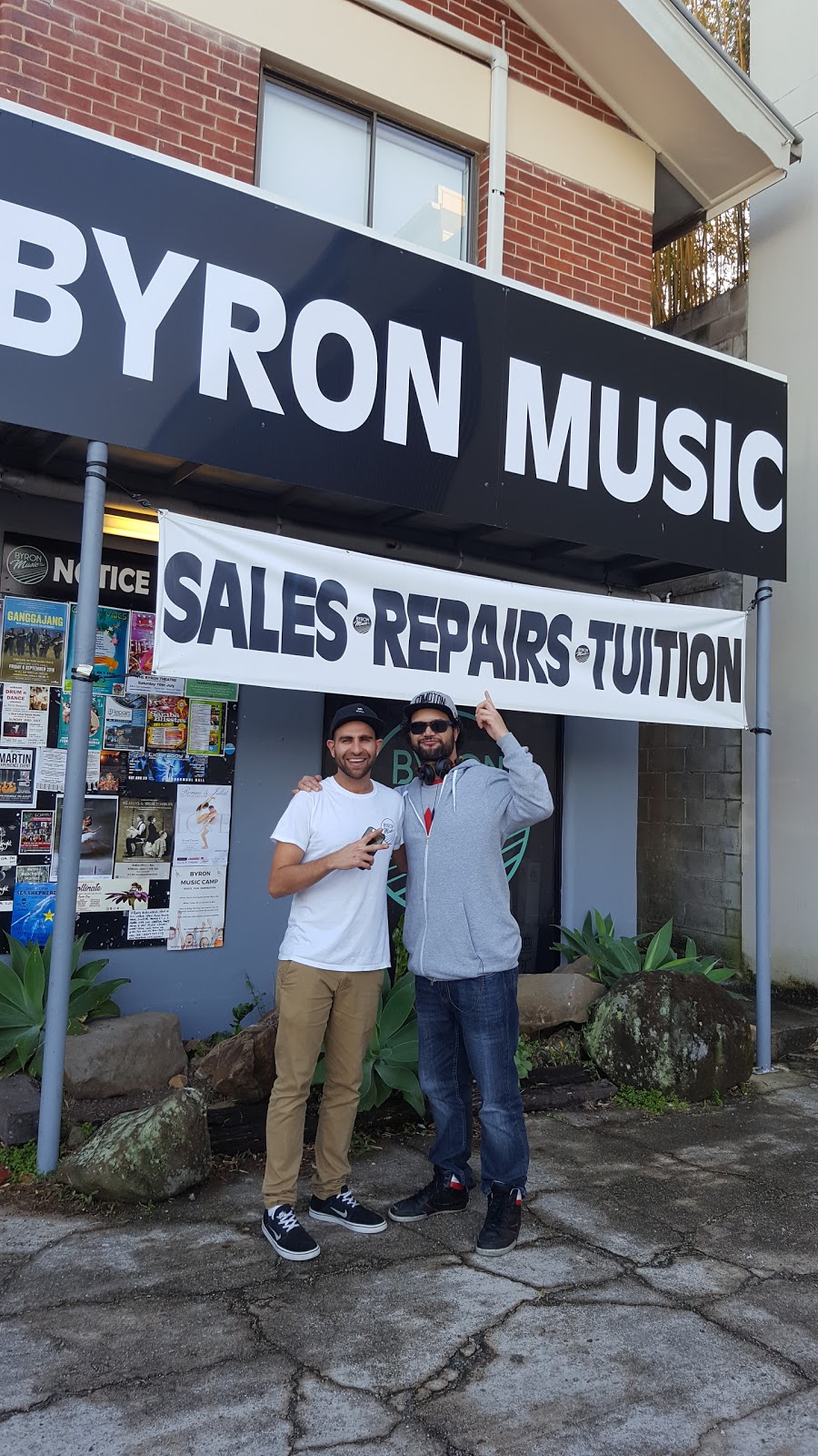Byron Music | electronics store | 2481 m, 144 Jonson St, Byron Bay NSW 2481, Australia | 0266857333 OR +61 2 6685 7333
