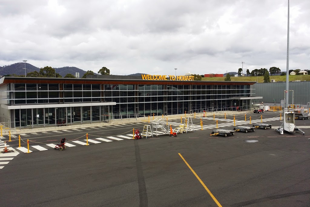 Hobart International Airport | airport | Strachan St, Cambridge TAS 7170, Australia | 0362161600 OR +61 3 6216 1600