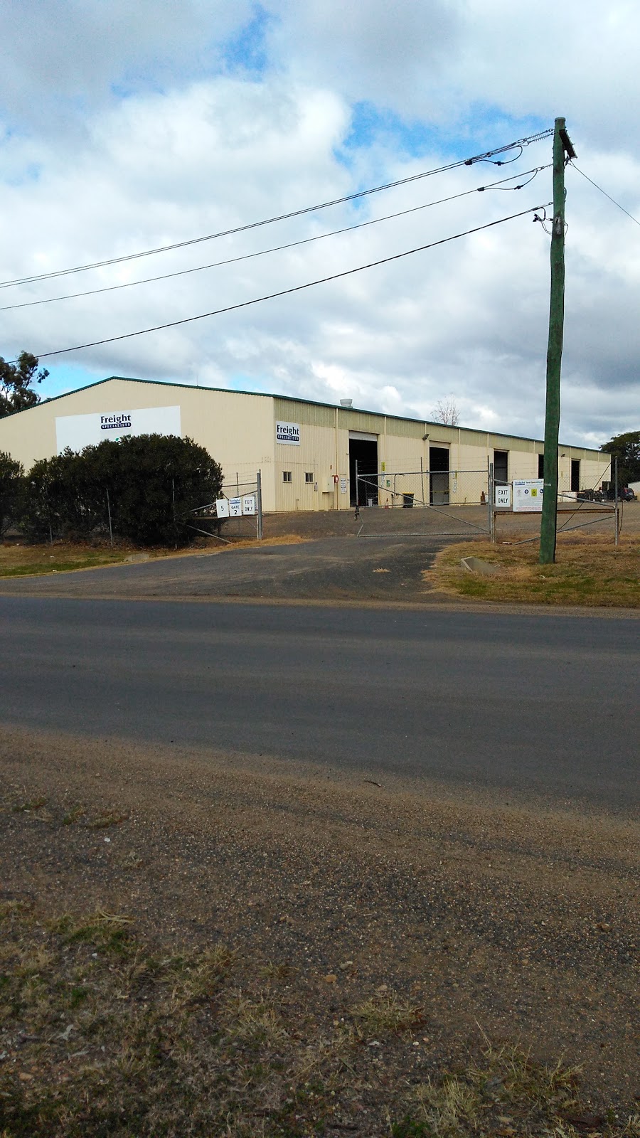 Freight Specialists | 116 Gwydir St, Moree NSW 2400, Australia | Phone: (02) 8785 5262