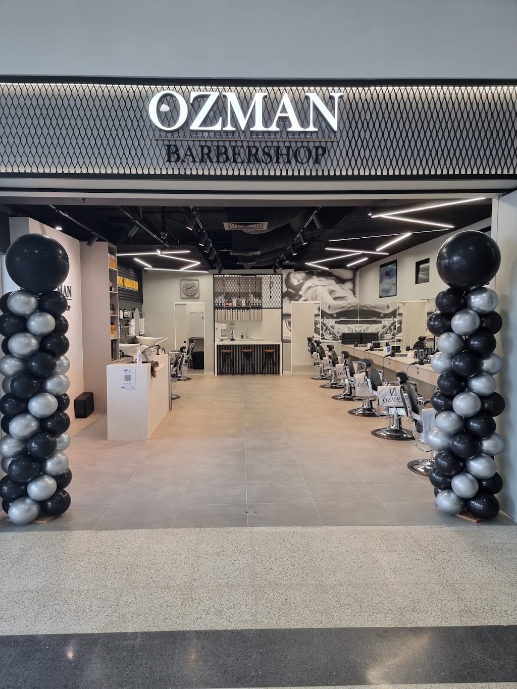 Ozman Barbershop | Waverley Gardens Shopping centre, Shop 6/271 Police Rd, Mulgrave VIC 3170, Australia | Phone: (03) 8522 8224
