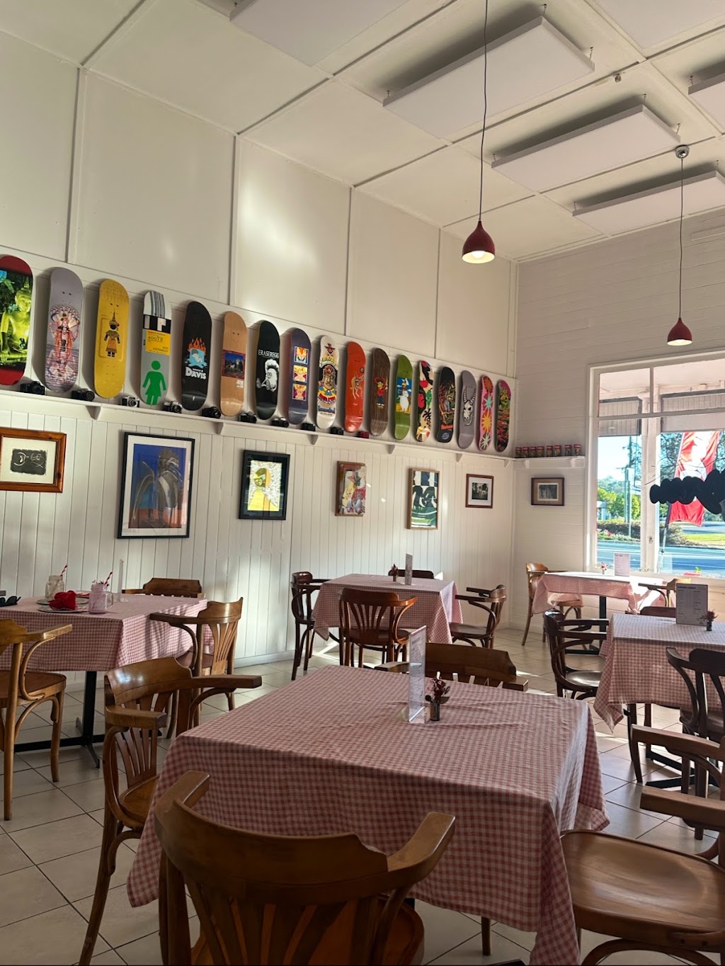 DAYUM CAFE | Shop 2/95 Ipswich St, Esk QLD 4312, Australia | Phone: (07) 5424 1751