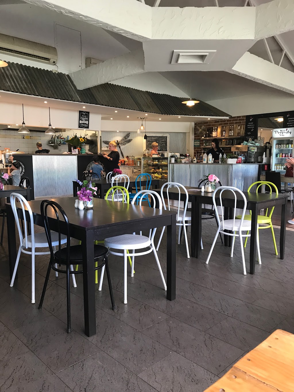 Wild Dragonfly Cafe | cafe | 320 Narellan Rd, Mount Annan NSW 2570, Australia | 0246474429 OR +61 2 4647 4429