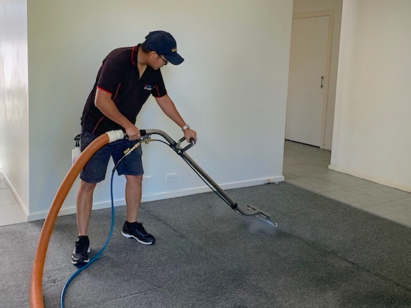 Hot Vapour Carpet Cleaning | laundry | 270 Towts Rd, Whittlesea VIC 3757, Australia | 0397162777 OR +61 3 9716 2777