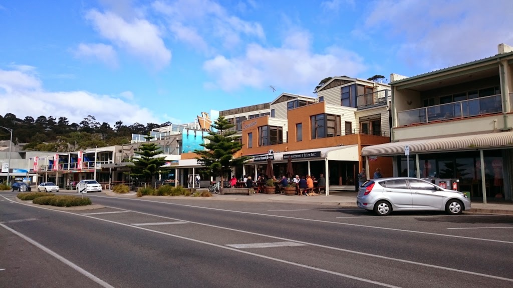 Lorne Beach Books | book store | 108A Mountjoy Parade, Lorne VIC 3232, Australia | 0352892489 OR +61 3 5289 2489