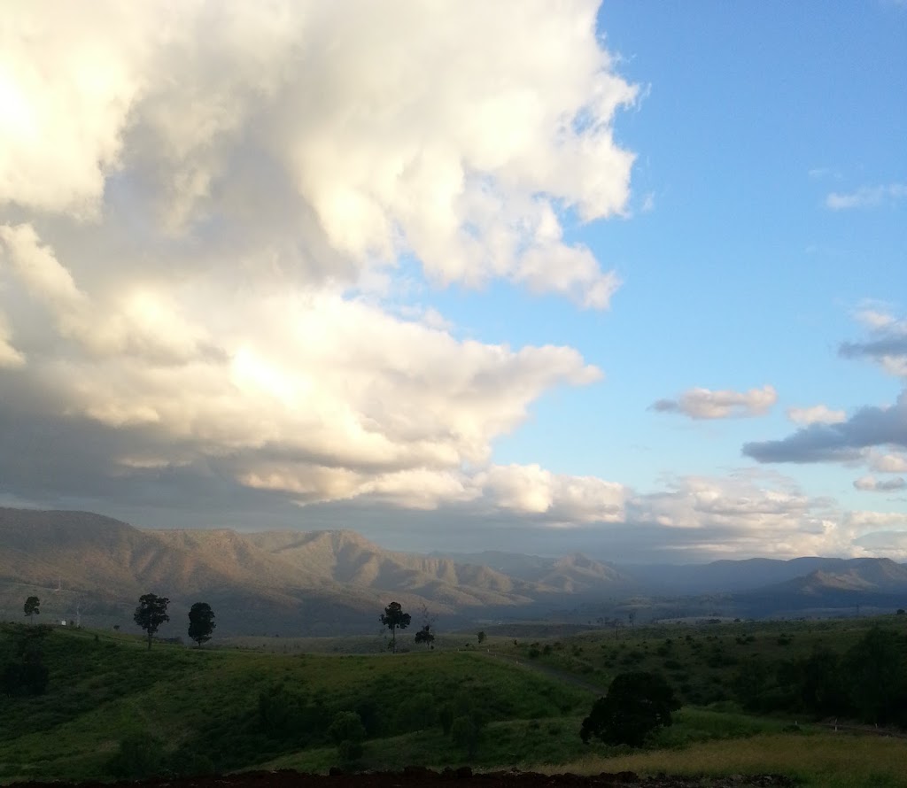 Valhalla Glamping | 394 W Haldon Rd, Woodbine QLD 4359, Australia | Phone: 0432 312 374