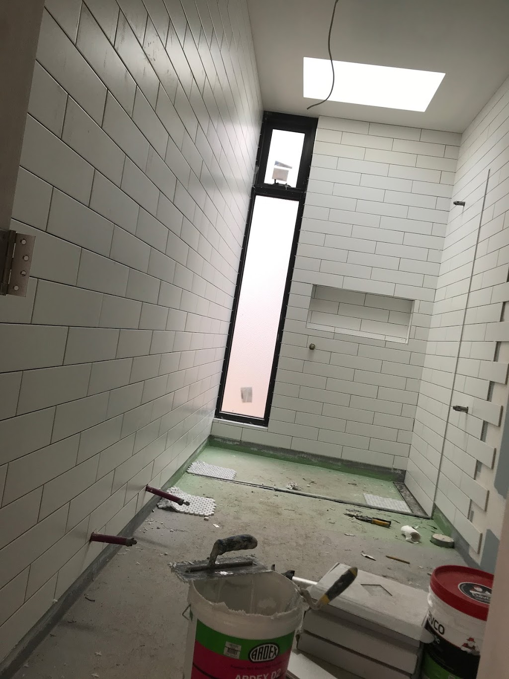 Tilers Melbourne - Residential and Commercial Tiling Services | 122 Carlton Rd, Dandenong North VIC 3175, Australia | Phone: 0423 329 203