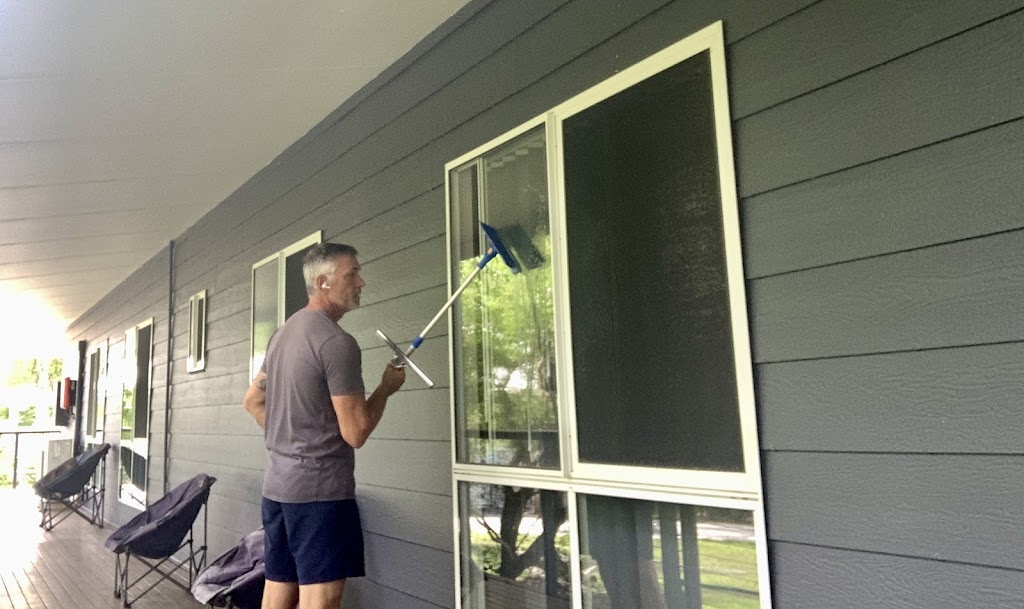 Thundersley Cleaning Company | 247 Freshwater Dr, Banksia Beach QLD 4507, Australia | Phone: 0450 116 517