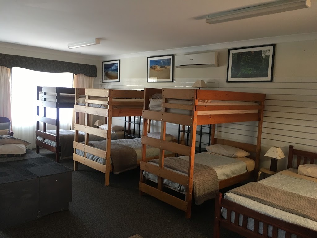 Pemberton Lodge - 3 Bedroom Group & Family Accommodation | lodging | 12 Brockman St, Pemberton WA 6260, Australia | 0427133335 OR +61 427 133 335