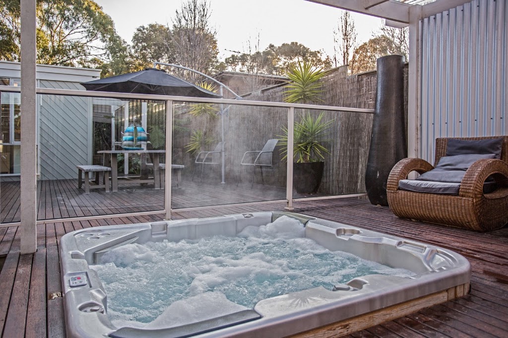 Iona Beach House Cowes | lodging | 1 Iona Ct, Cowes VIC 3922, Australia