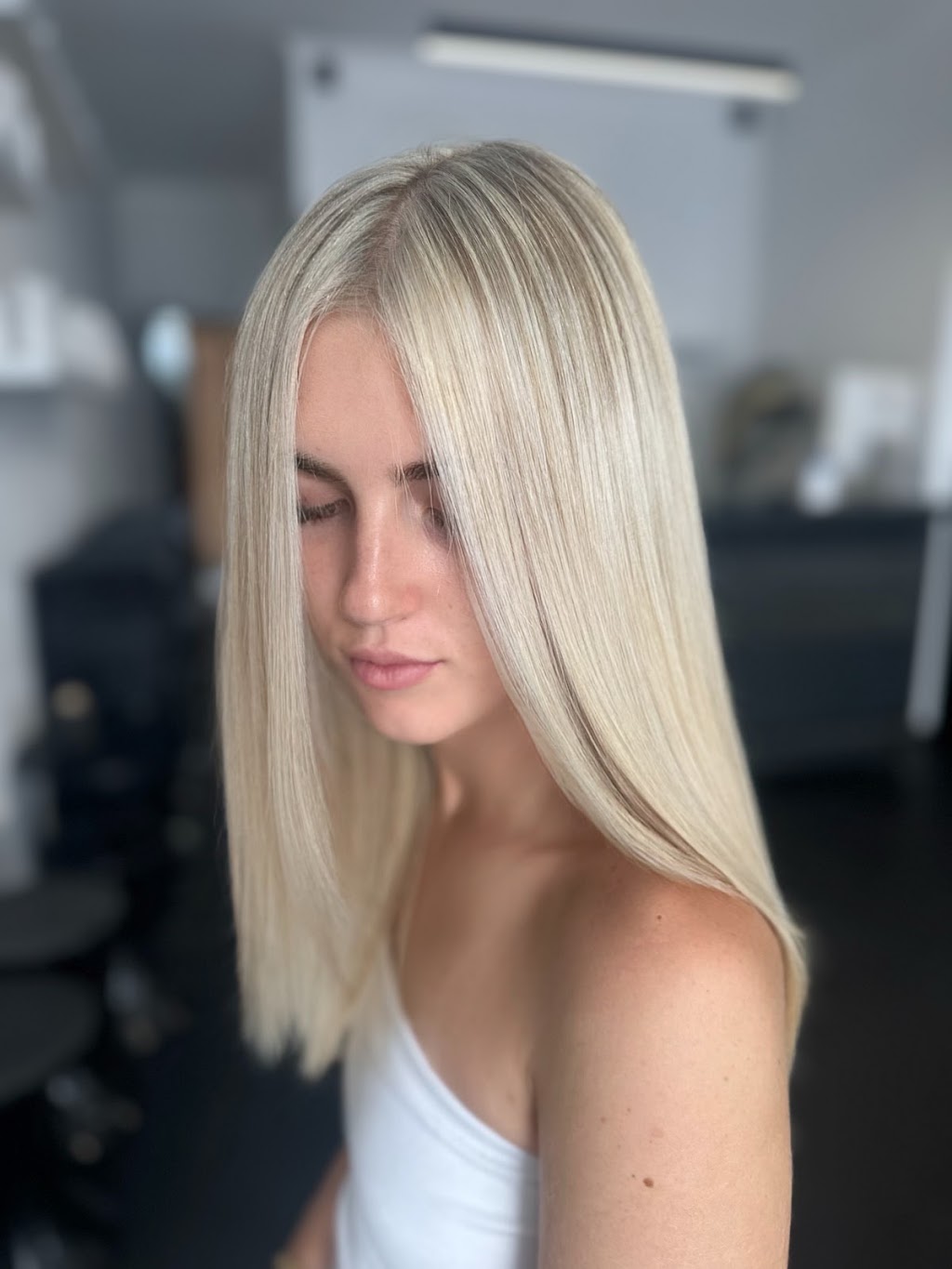 A N Blonde Studio | 133 Yarramalong Rd, Wyong Creek NSW 2259, Australia | Phone: 0423 132 115