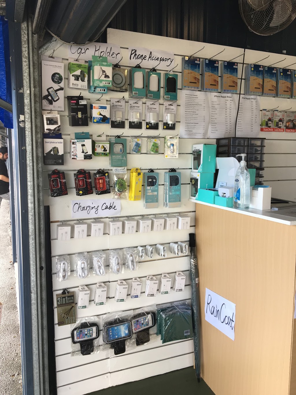 Jeffs Phone Repair Shop | 10 Market St, Carrara QLD 4211, Australia | Phone: 0449 001 747