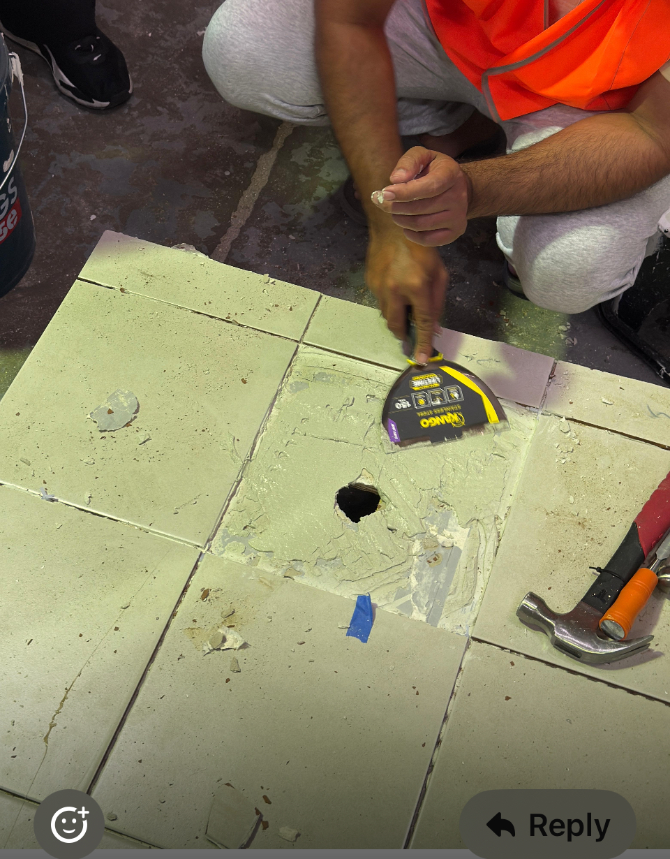 Tile Grouting | 162A Croudace Rd, Elermore Vale NSW 2287, Australia | Phone: 0450 544 501