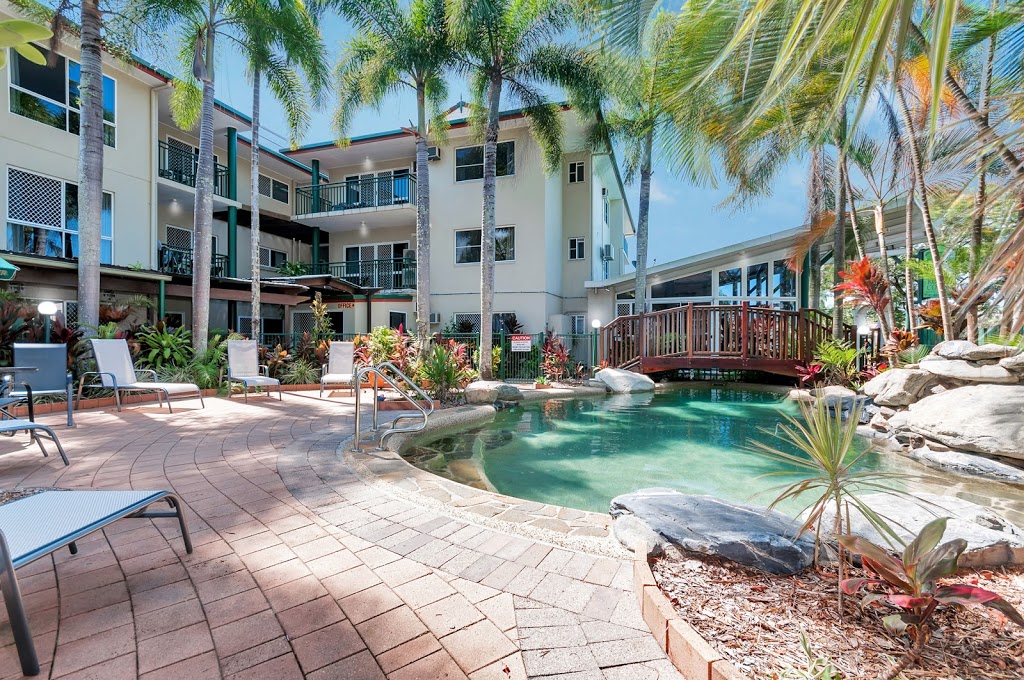 Koala Court Holiday Apartments | 147-155 McLeod St, Cairns North QLD 4870, Australia | Phone: (07) 4031 7887