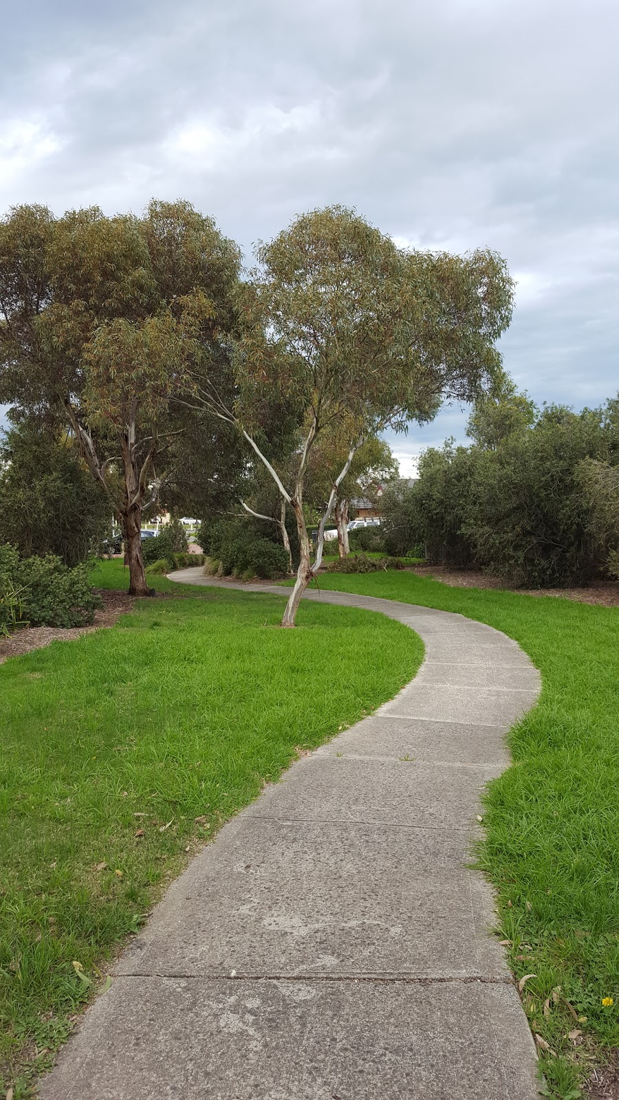 Trinity Walkway | park | South Morang VIC 3752, Australia