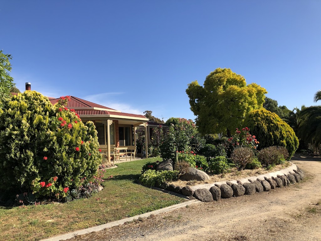 Ravenswood Retreat | 96 Calder Alternative Hwy, Ravenswood VIC 3453, Australia | Phone: 0408 374 598