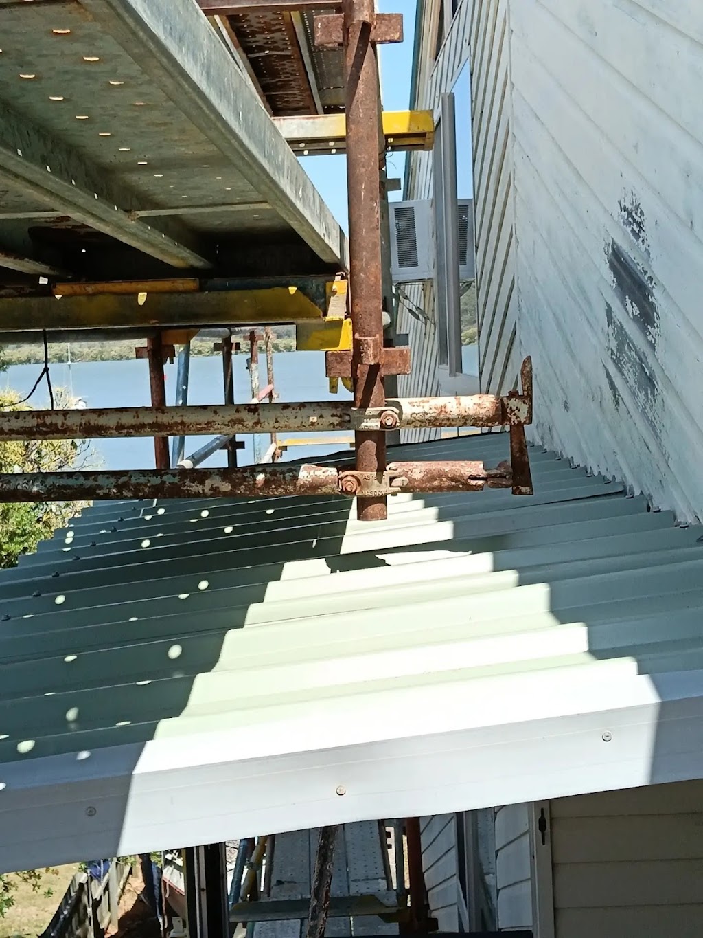 Russell Island Scaffold Hire | 8 Baguette St, Russell Island QLD 4184, Australia | Phone: 0432 380 190