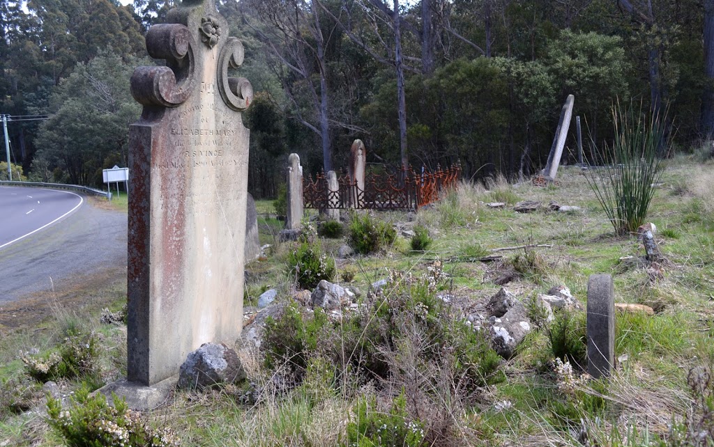 Hillside pioneer cemetery | 1469 Huon Hwy, Lower Longley TAS 7109, Australia
