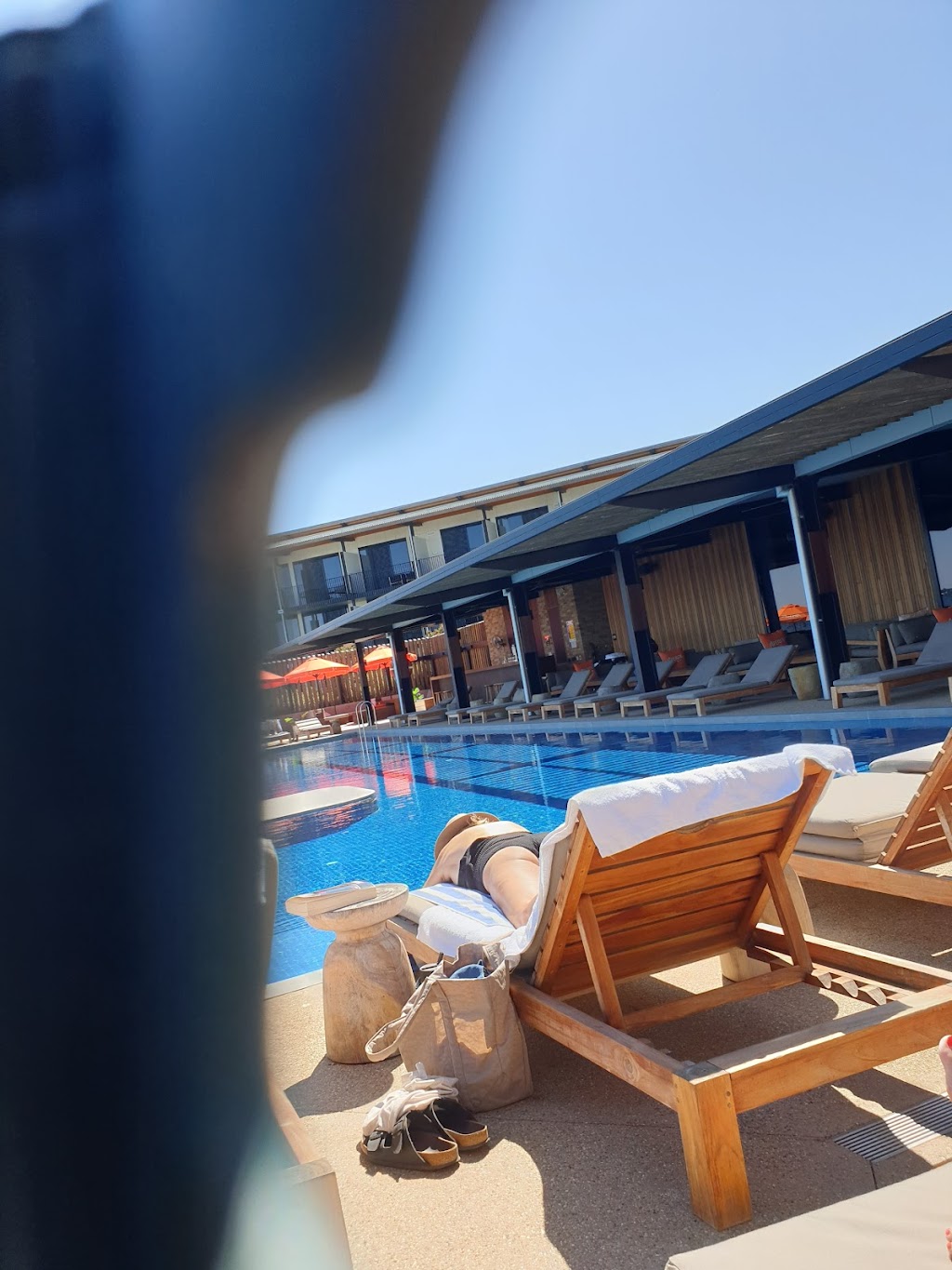 SUNSET POOLSIDE BAR | 40 Silverwoods Blvd, Yarrawonga VIC 3730, Australia | Phone: (03) 5745 9100