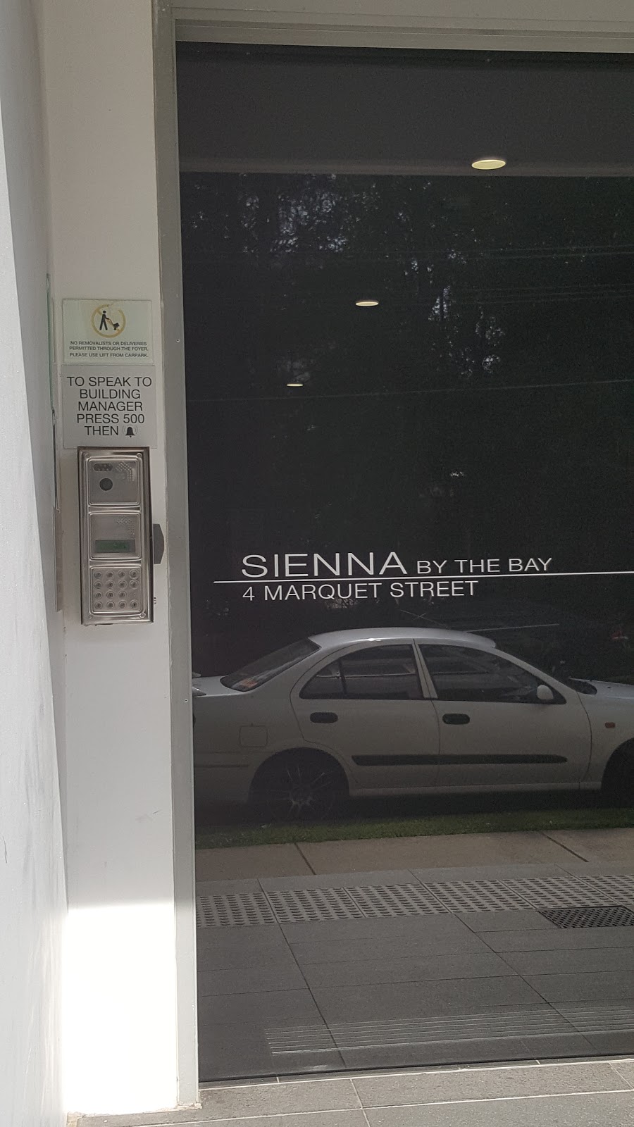Sienna by the Bay by Meriton Leasing Office | real estate agency | 536/4 Marquet St, Rhodes NSW 2138, Australia | 0409218724 OR +61 409 218 724