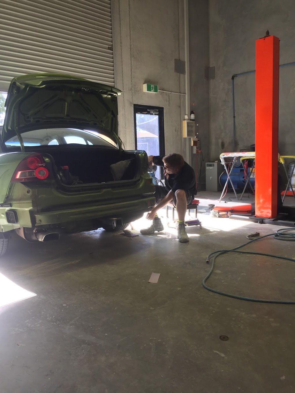 Specialized Autobody | car repair | 2/6 Dillington Pass, Landsdale WA 6065, Australia | 0863050391 OR +61 8 6305 0391