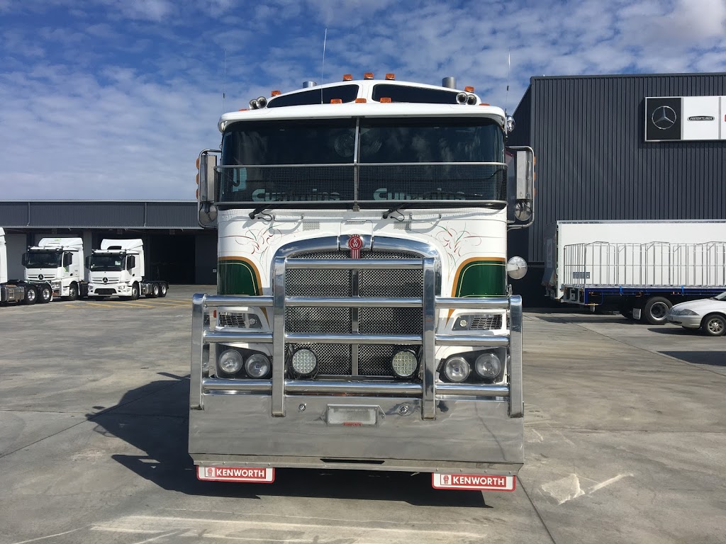 Daimler Trucks Laverton | car repair | 423 Boundary Rd, Truganina VIC 3029, Australia | 0396808777 OR +61 3 9680 8777