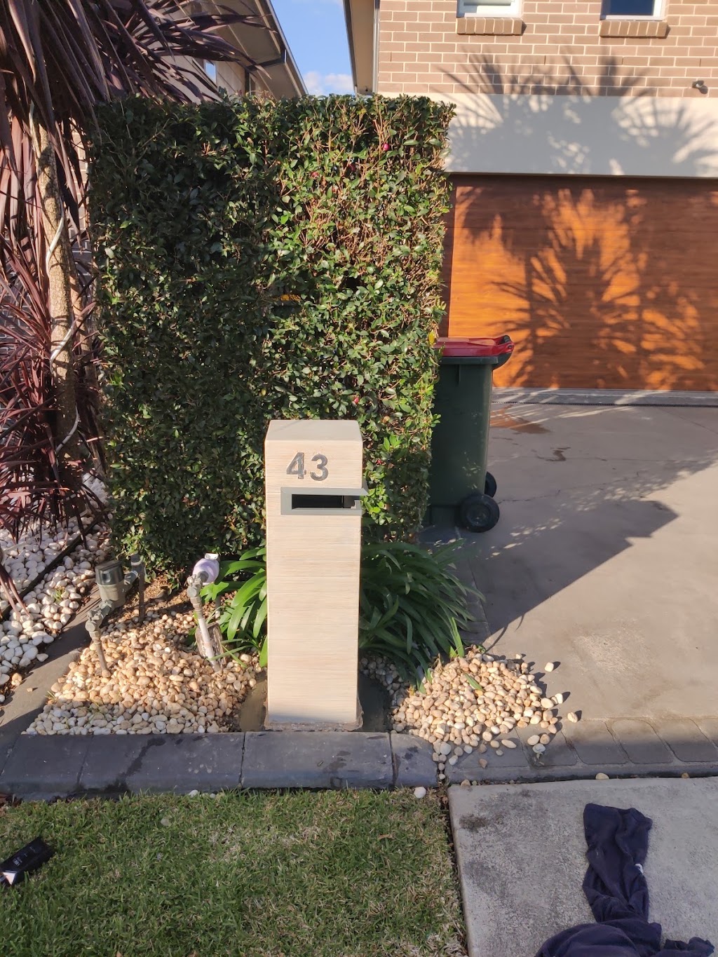 Landscaping Guru | Lot 206 Crystal Palace Way, Leppington NSW 2179, Australia | Phone: 0405 207 997