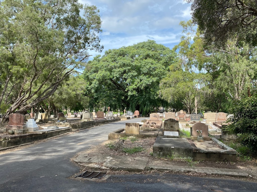 South Brisbane Cemetery | 185 Annerley Rd, Dutton Park QLD 4102, Australia | Phone: (07) 3403 8888