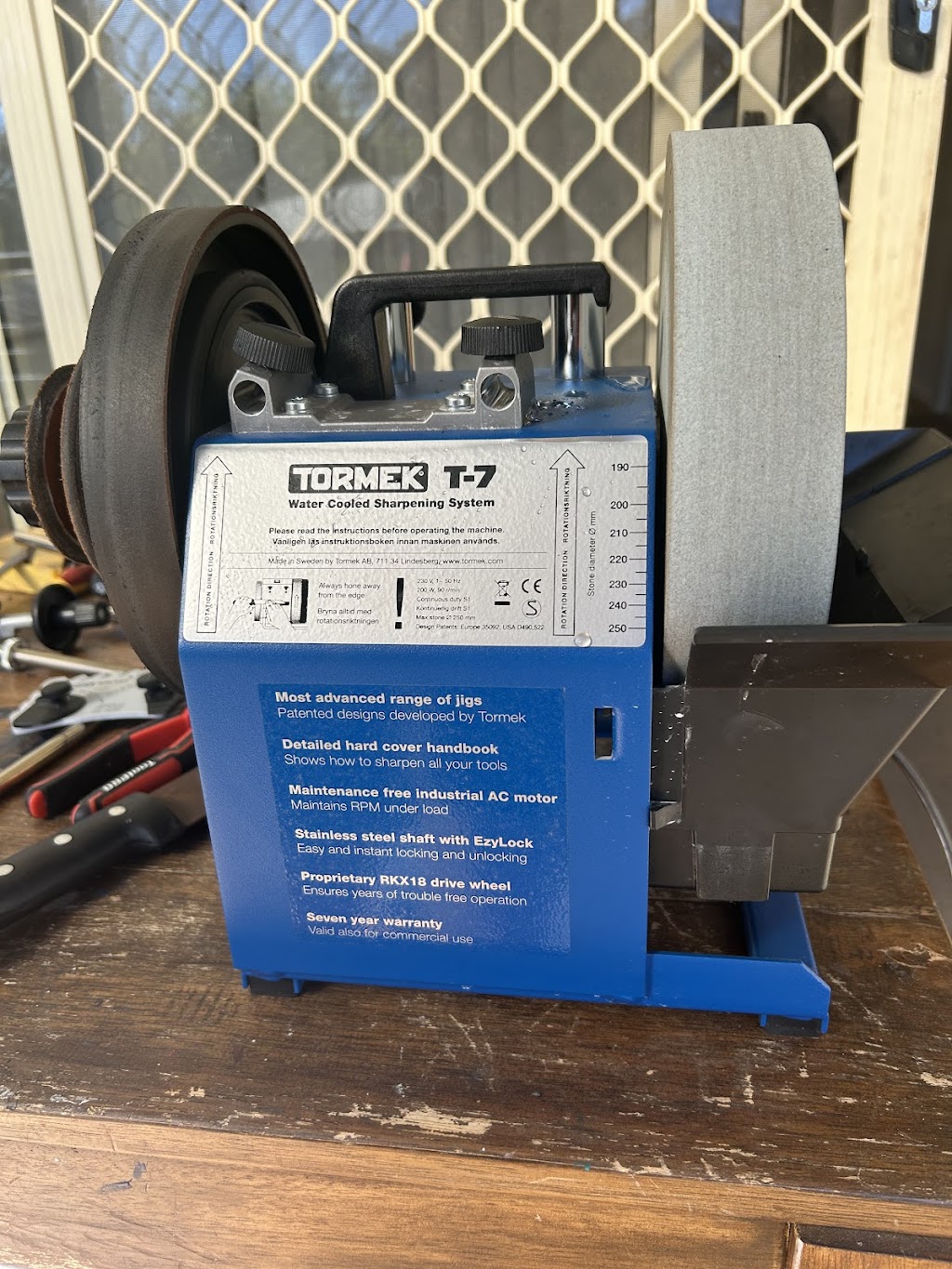 Waterfall Knife Sharpening | 15 Warabin St, Waterfall NSW 2233, Australia | Phone: 0425 324 099