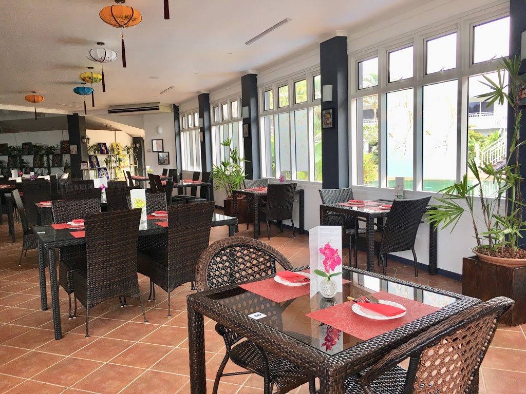 Asian Foodie Restaurant | 702 Bruce Hwy, Woree QLD 4868, Australia | Phone: 0466 081 999