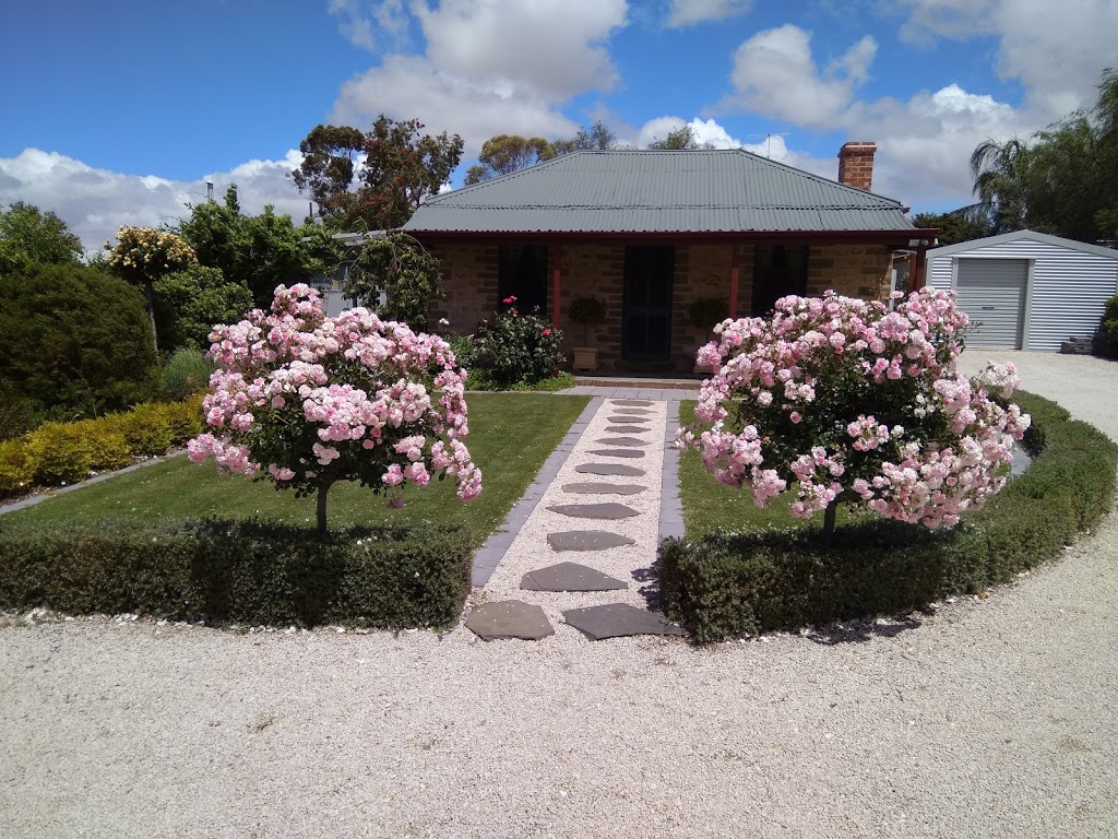Annabelles Cottage | lodging | 15 Henry St, Auburn SA 5451, Australia | 0888492081 OR +61 8 8849 2081