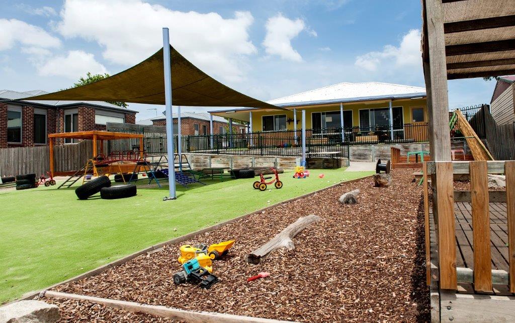 Little Saints Early Learning Centre - Moe | school | 152 Narracan Dr, Newborough VIC 3825, Australia | 0351276100 OR +61 3 5127 6100