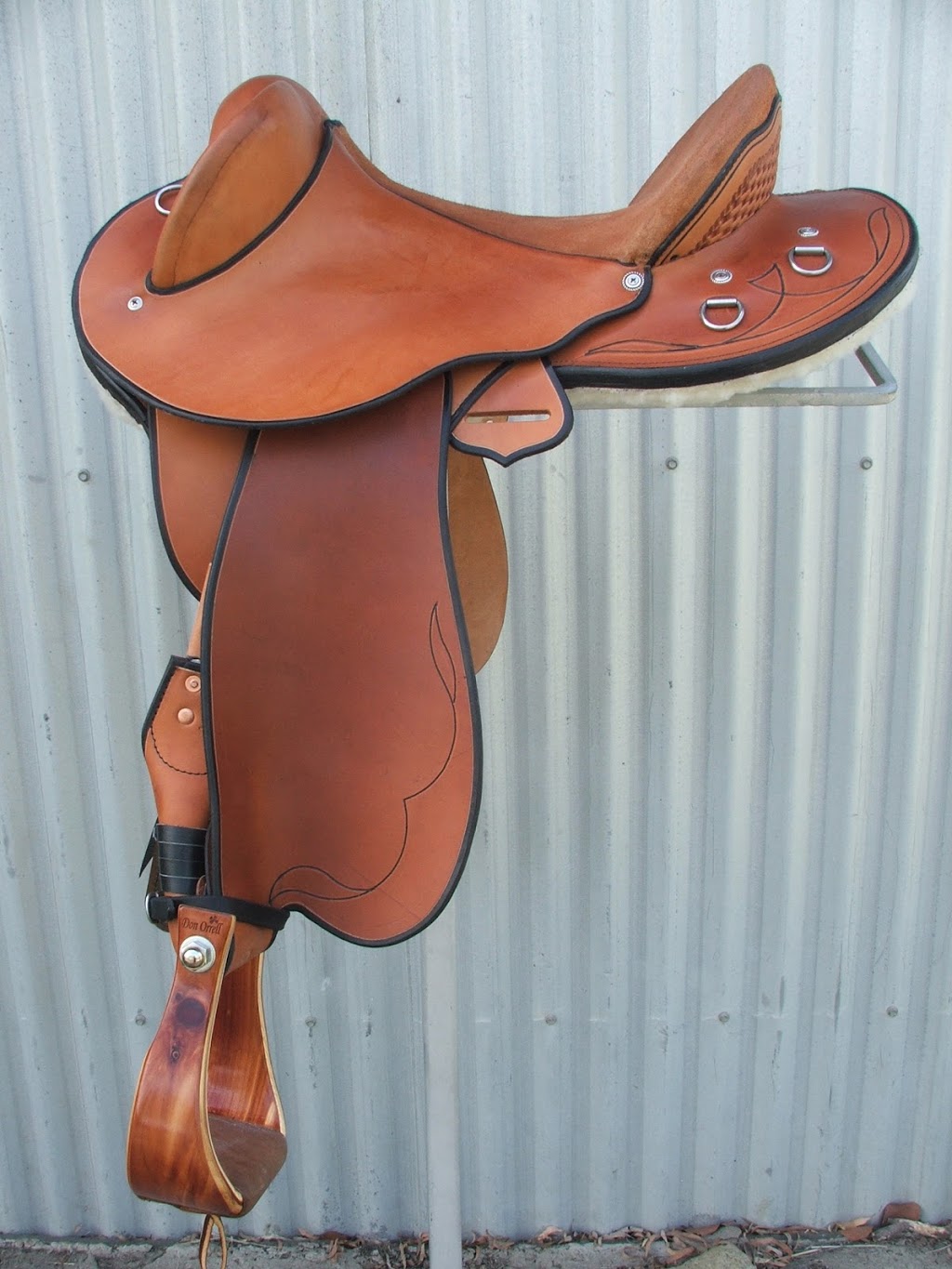 Dixon Saddlery | 63 Tindall Rd, Gracemere QLD 4702, Australia | Phone: (07) 4933 3600