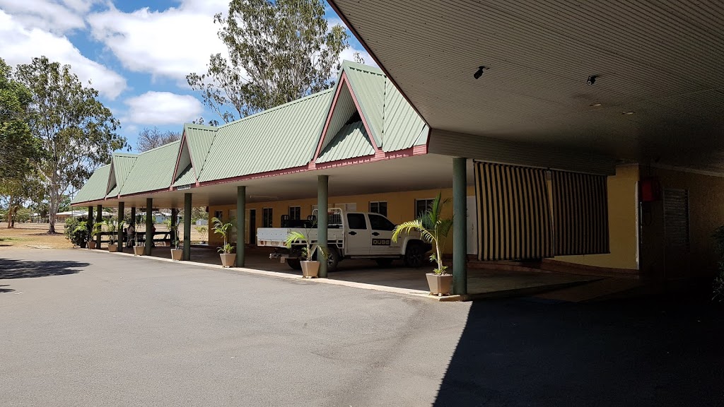 Jackaroo Motel | lodging | 340 Byrnes St, Mareeba QLD 4880, Australia | 0740922677 OR +61 7 4092 2677