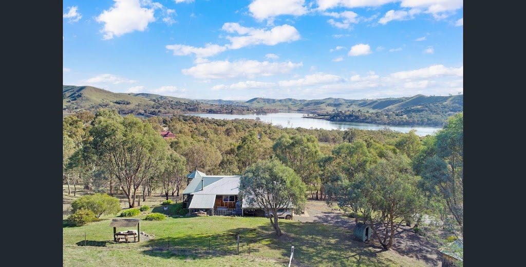 Skylight Ridge Bonnie Doon | 19 Hutchinsons Rd, Bonnie Doon VIC 3720, Australia | Phone: 0415 700 292 Skylight Ridge Bonnie Doon | 19 Hutchinsons Rd, Bonnie Doon VIC 3720, Australia | Phone: 0415 700 292