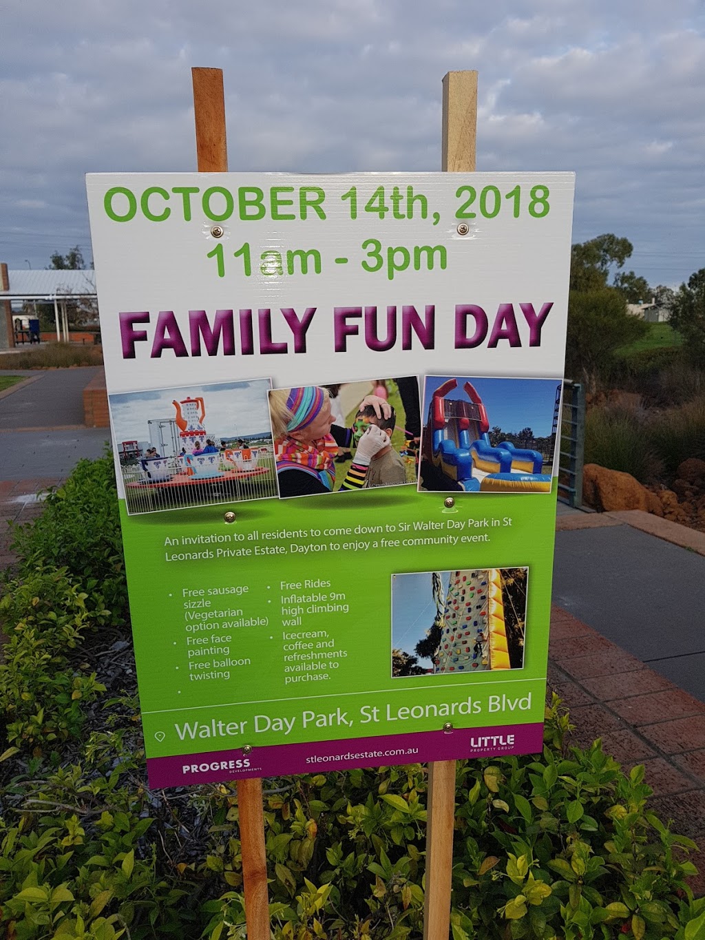 Walter Day Park | park | Arthur St & St Leonards Blvd, Dayton WA 6055, Australia