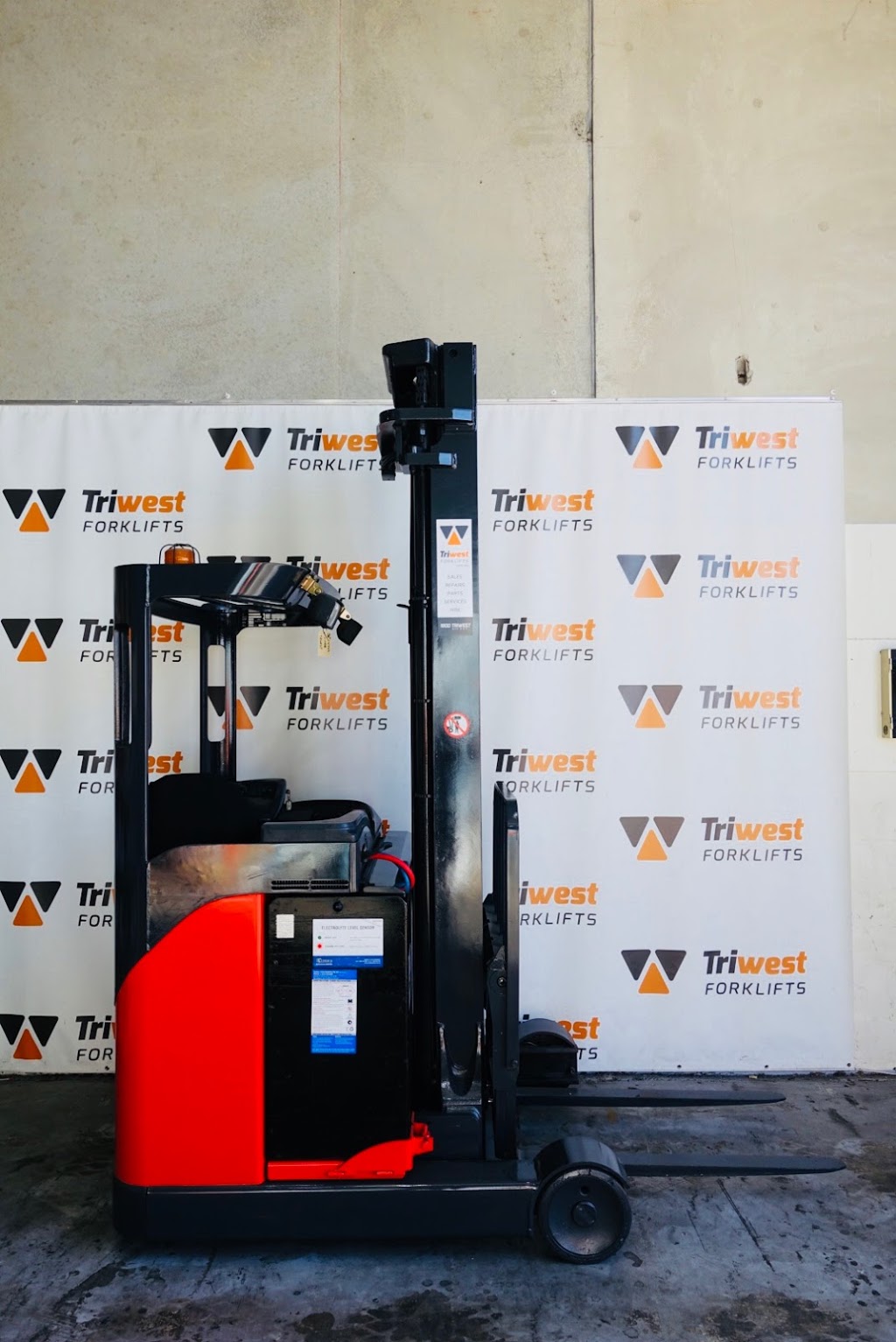 Triwest Forklifts Melbourne | store | 2/105 Merola Way, Campbellfield VIC 3061, Australia | 1800874937 OR +61 1800 874 937