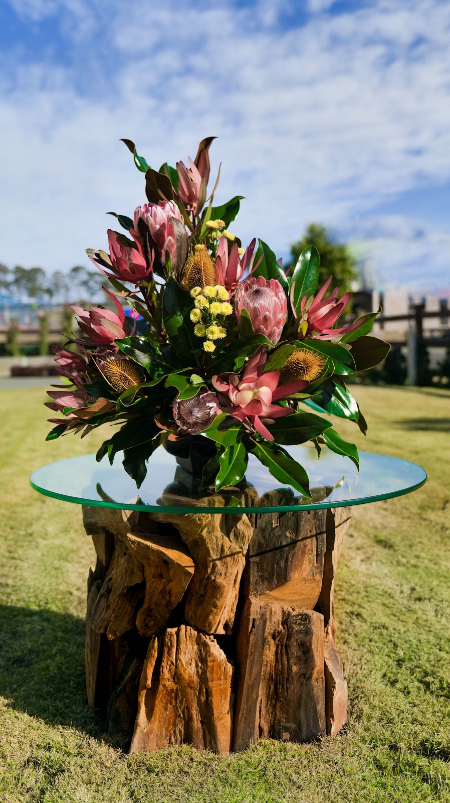 Ajooni Floral Designs | florist | 12 Aplite Cct, Box Hill NSW 2765, Australia | 0478603864 OR +61 478 603 864