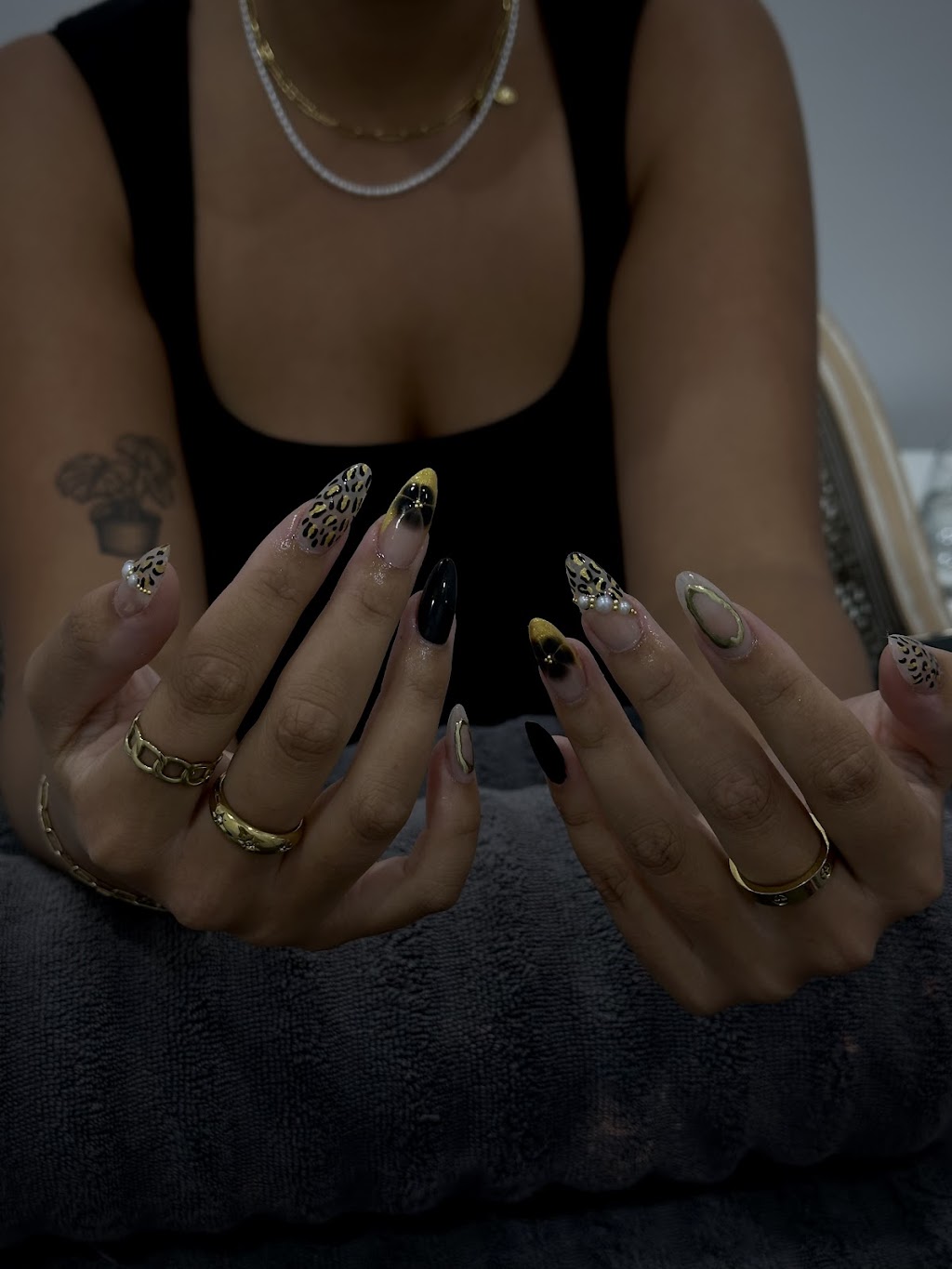Glaze Nail Studio | 253 Ferry Rd, Southport QLD 4215, Australia | Phone: 0426 951 553