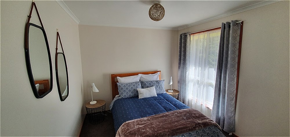 Wallaby Fiesta - Holiday Home | 7 Firefly Drive, Bunya Mountains QLD 4405, Australia | Phone: (07) 4668 3126