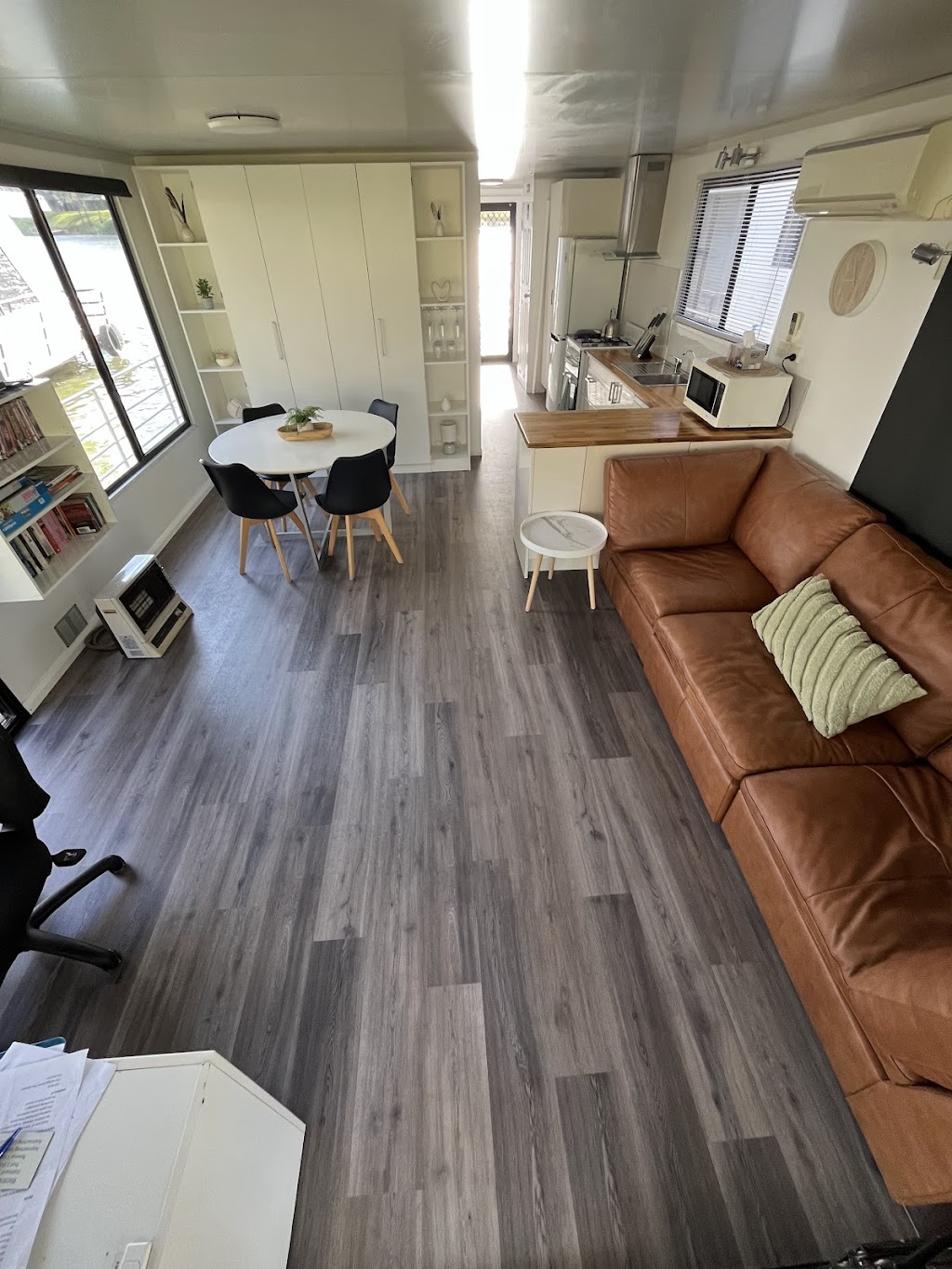 Kodari Houseboats | 57 Oval Rd, Morgan SA 5320, Australia | Phone: 0439 439 225