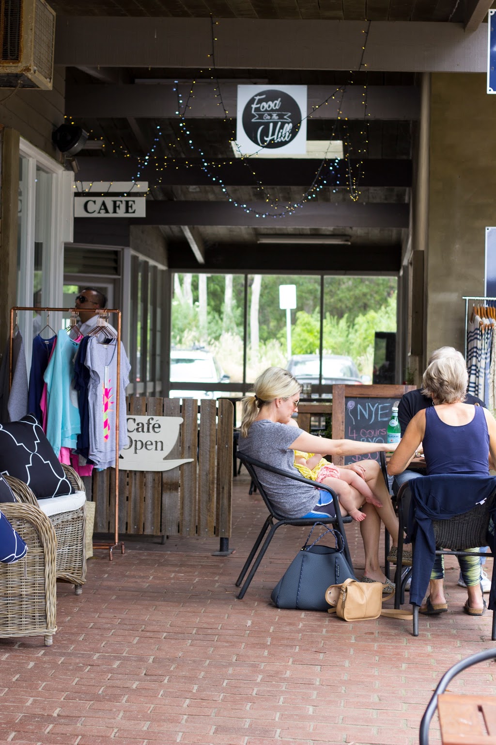 Food On The Hill | cafe | Red Hill South, 10/159 Shoreham Rd, Red Hill VIC 3937, Australia | 0359892996 OR +61 3 5989 2996