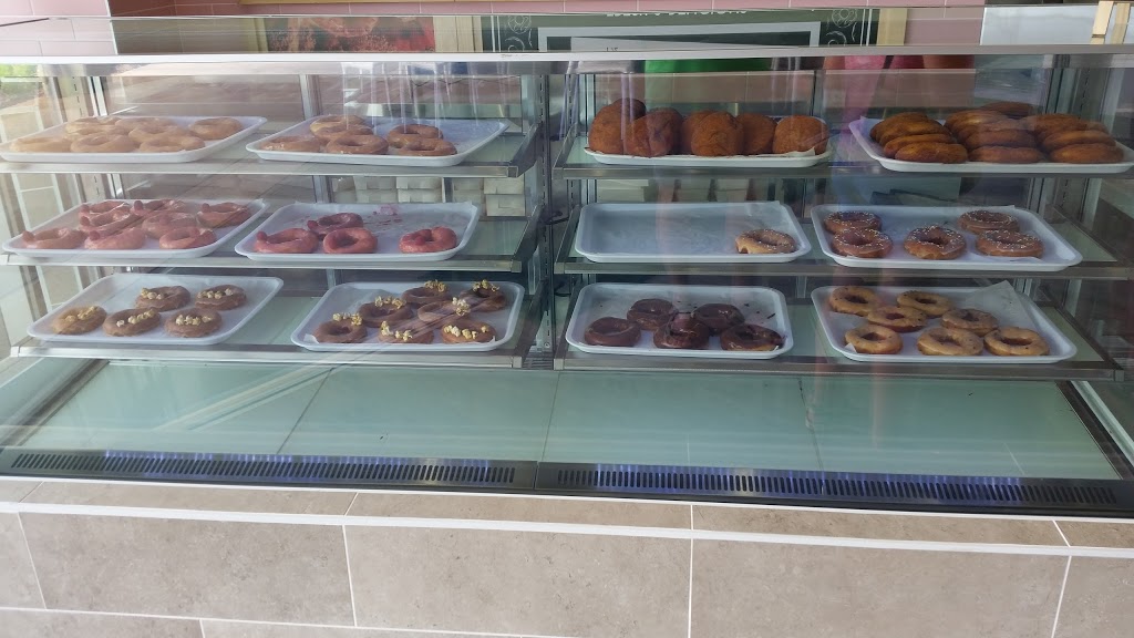 Donut Joint | bakery | Shop 91A Smithfield Shopping Centre Cnr Captain Cook & Kennedy Highways, Smithfield QLD 4878, Australia | 0740383743 OR +61 7 4038 3743