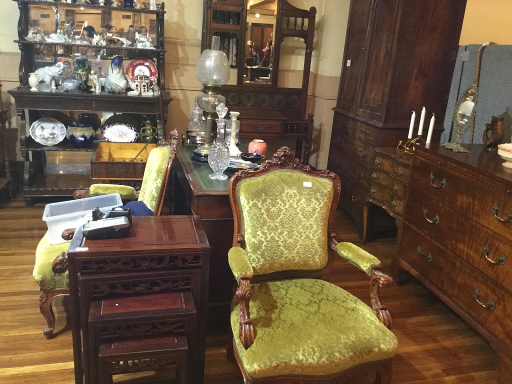 Albion antiques and associates | home goods store | 24 Hudson Rd, Albion QLD 4010, Australia | 0407813153 OR +61 407 813 153