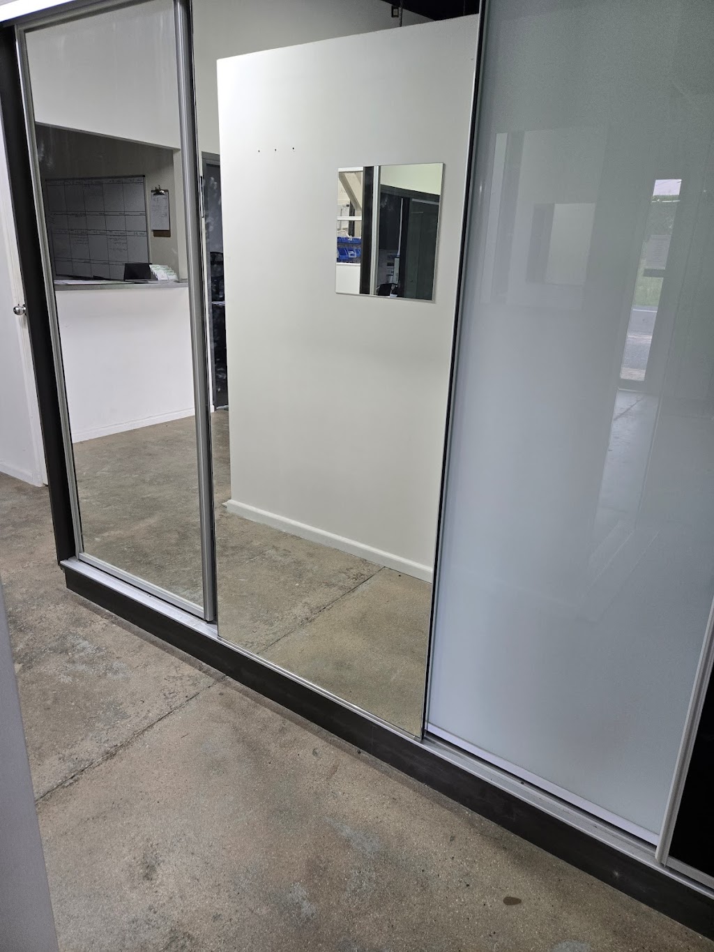 Staffords Windows | 1623 Tarraganda Ln, Bega NSW 2550, Australia | Phone: (02) 6492 1133