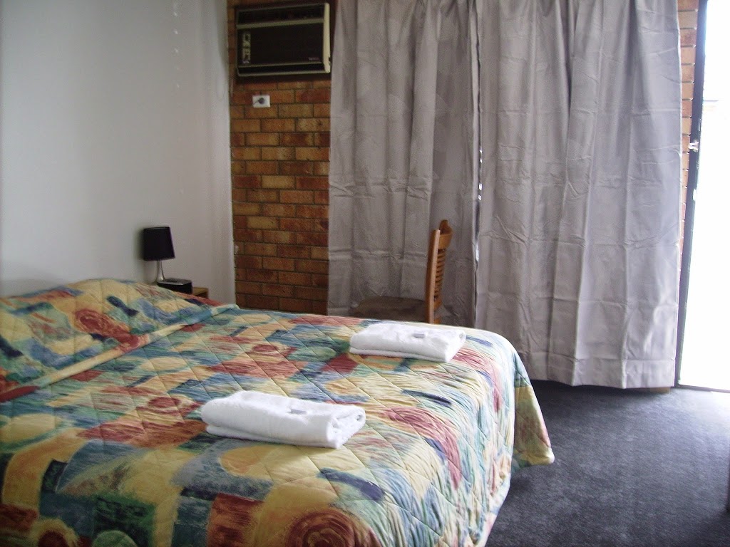 Ocean Crest Motel | 117 Mentone Rd, Hayborough SA 5211, Australia | Phone: (08) 8552 3233