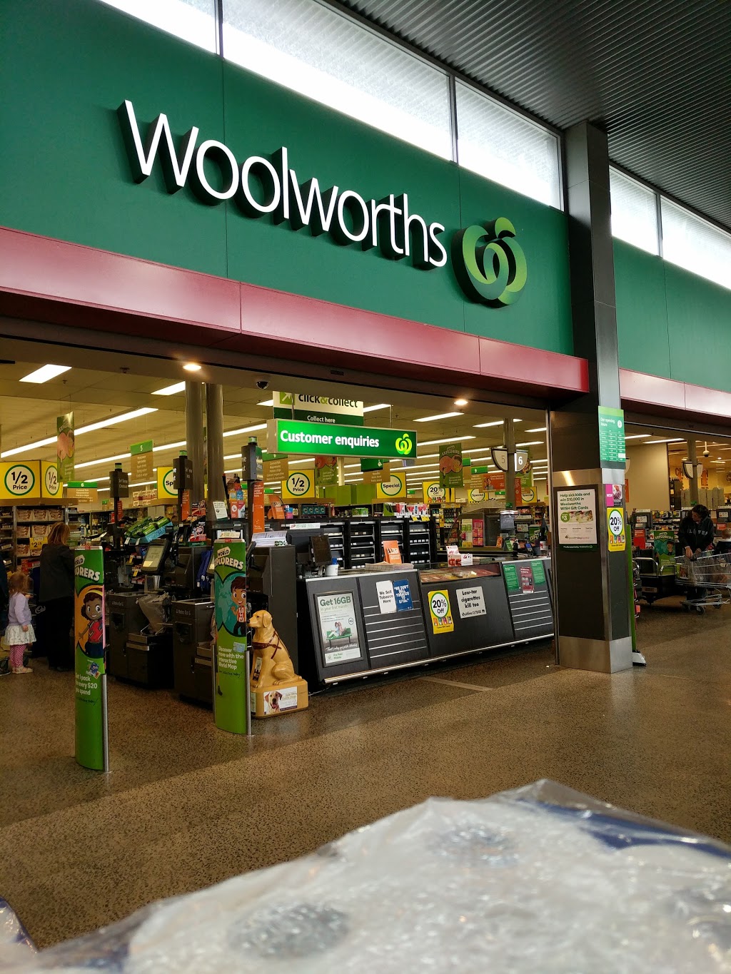 Woolworths | supermarket | Monash Way & Marina Drive, Churchill VIC 3842, Australia | 0351225808 OR +61 3 5122 5808