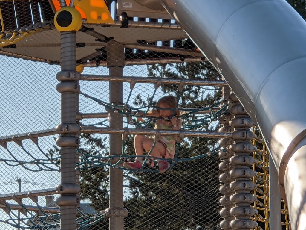 Goulburn Adventure Playground | Cnr of Deccan Street &, Verner St, Goulburn NSW 2580, Australia | Phone: (02) 4823 4492