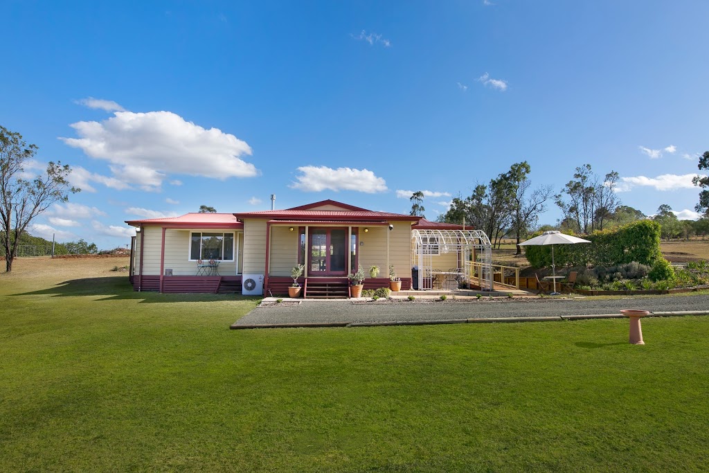 Villa Siena | 96B Mistletoe Ln, Pokolbin NSW 2320, Australia | Phone: 0477 010 010