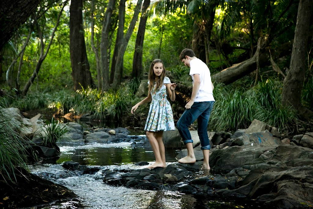 Humming Hippo Photograhy | 6 Jillinda Pl, The Gap QLD 4061, Australia | Phone: 0468 855 729